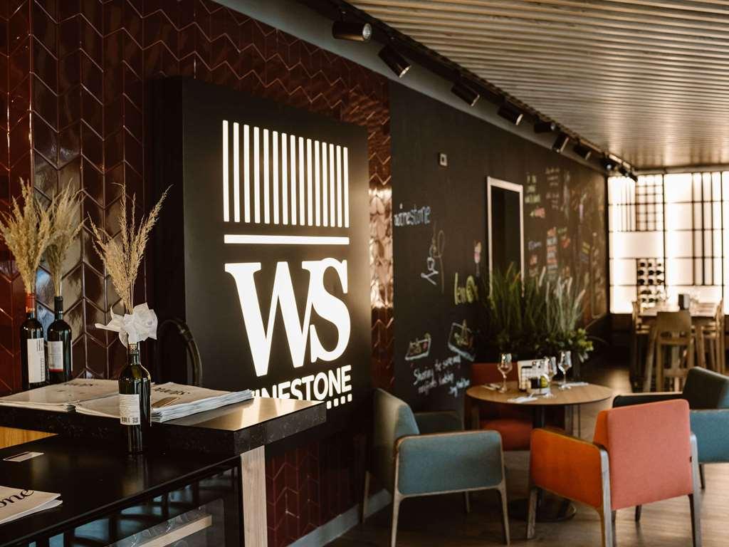 Ibis Styles Sibiu Arsenal Hotell Restaurant bilde