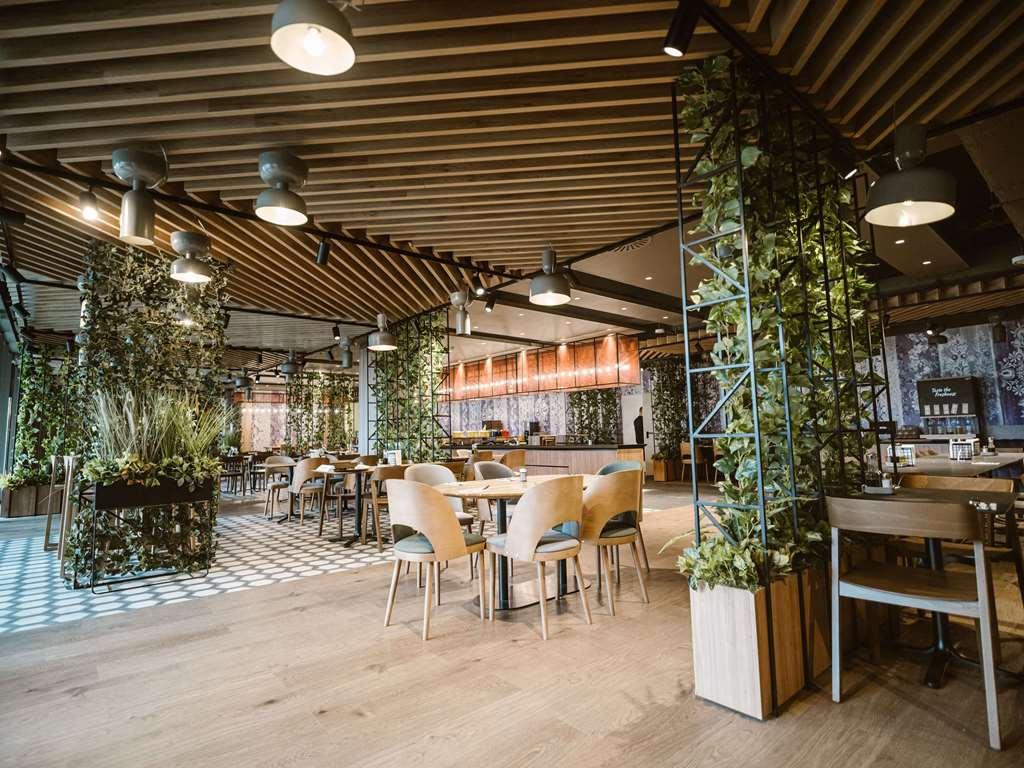 Ibis Styles Sibiu Arsenal Hotell Restaurant bilde